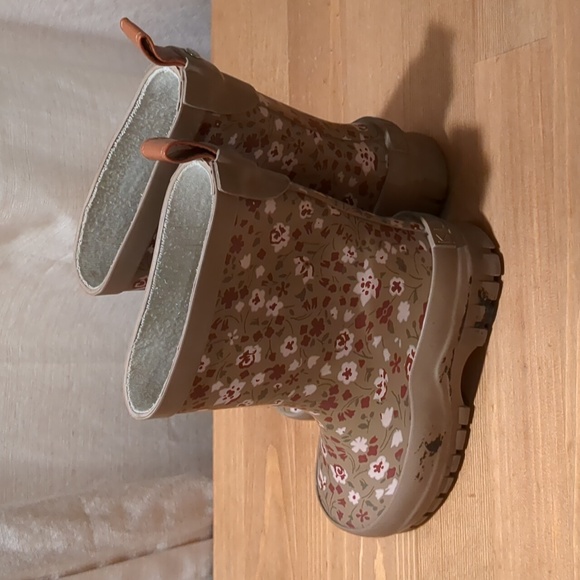 Kuling rain boots - Size 7 - Picture 2 of 4